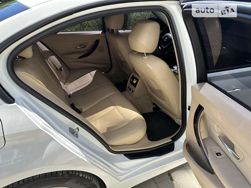 Седан BMW 3 Series 2014 в Ивано-Франковске фото 23 Седан BMW 3 Series 2014 в Ивано-Франковске