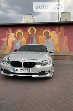 Седан BMW 3 Series 2014 в Кам'янському