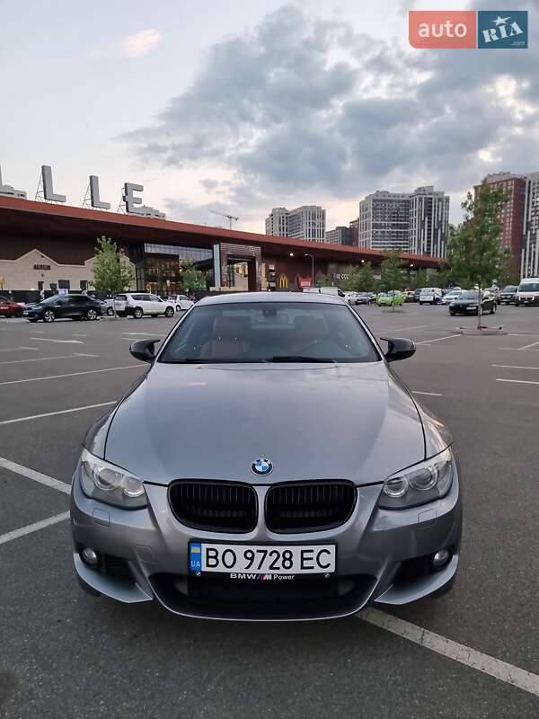Купе BMW 3 Series 2012 в 