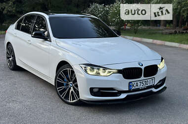 Седан BMW 3 Series 2013 в Дніпрі