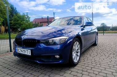 Седан BMW 3 Series 2015 в Львове