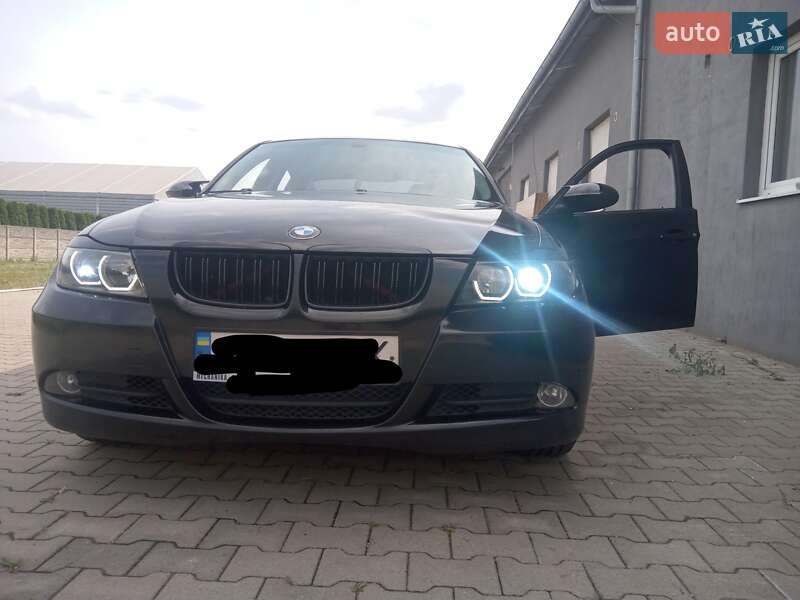 Седан BMW 3 Series 2005 в Івано-Франківську