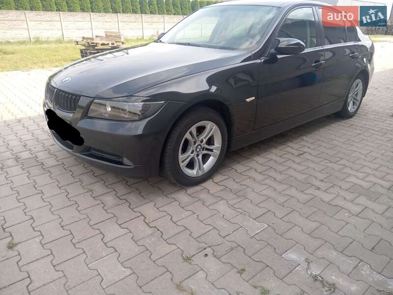 Седан BMW 3 Series 2005 в Івано-Франківську