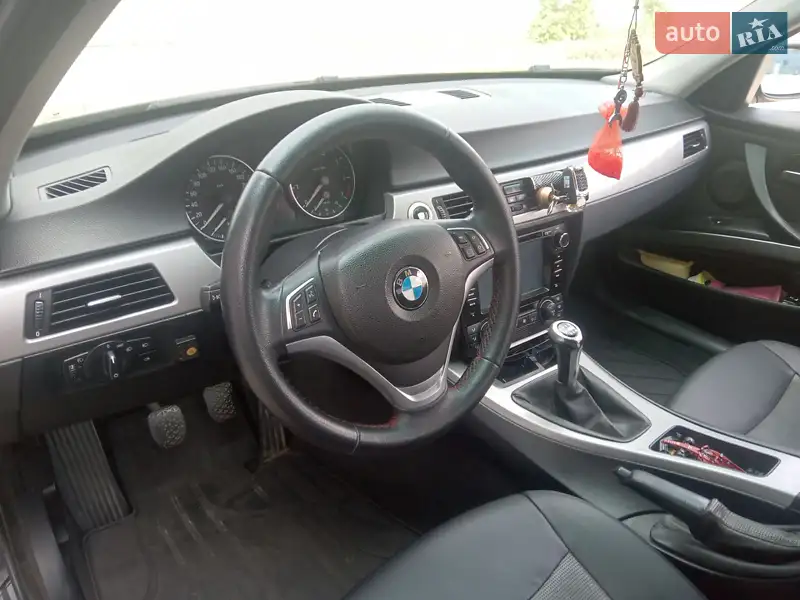 BMW 3 Series 2005 VIN WBAVA71000KR39578 фото оголошення 71 з 151