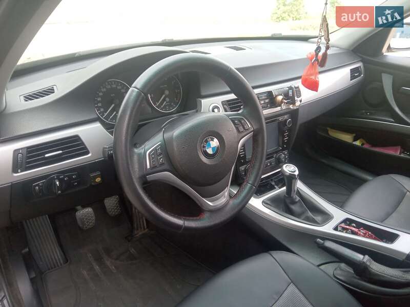Седан BMW 3 Series 2005 в Івано-Франківську