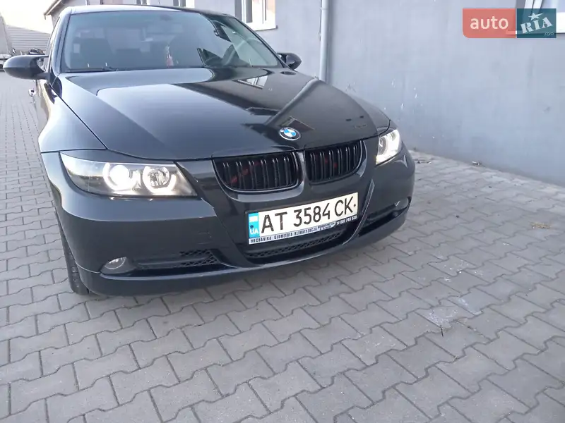 BMW 3 Series 2005 VIN WBAVA71000KR39578 фото оголошення 96 з 151