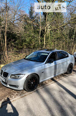 Седан BMW 3 Series 2011 в Стрые