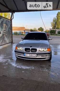 Седан BMW 3 Series 2000 в Белозерке