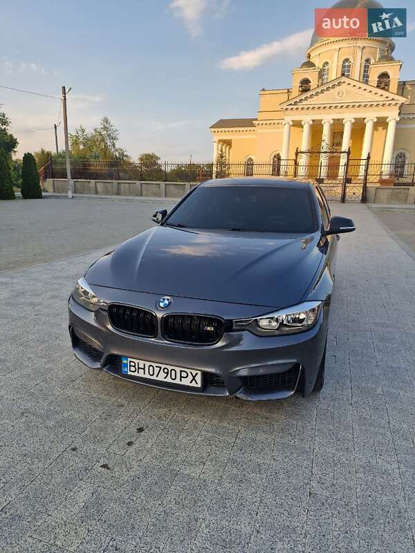 Седан BMW 3 Series 2015 в Болграде