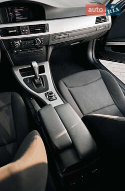Універсал BMW 3 Series 2011 в 