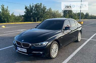 Седан BMW 3 Series 2012 в Чернівцях