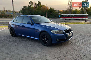 Седан BMW 3 Series 2010 в Кривому Розі