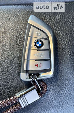 Седан BMW 3 Series 2013 в Львове