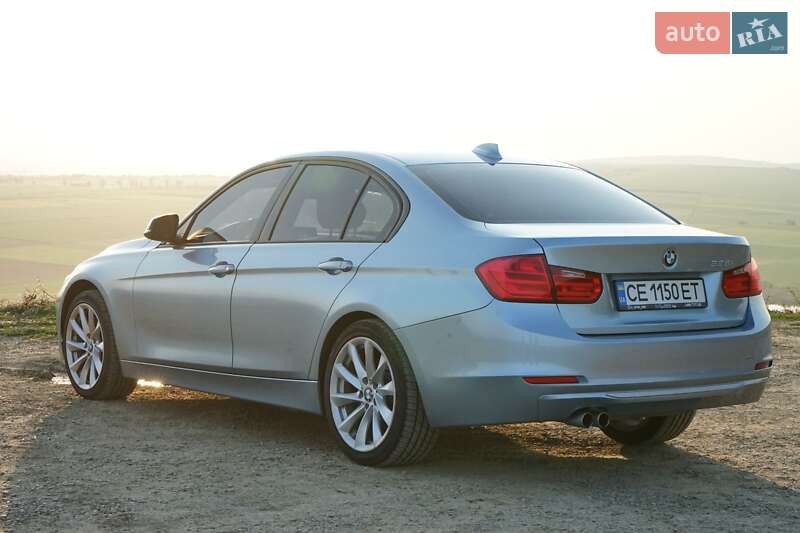 Седан BMW 3 Series 2012 в Черновцах