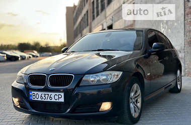 Седан BMW 3 Series 2010 в Тернополе