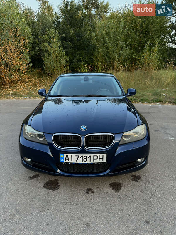 Универсал BMW 3 Series 2011 в Вышгороде