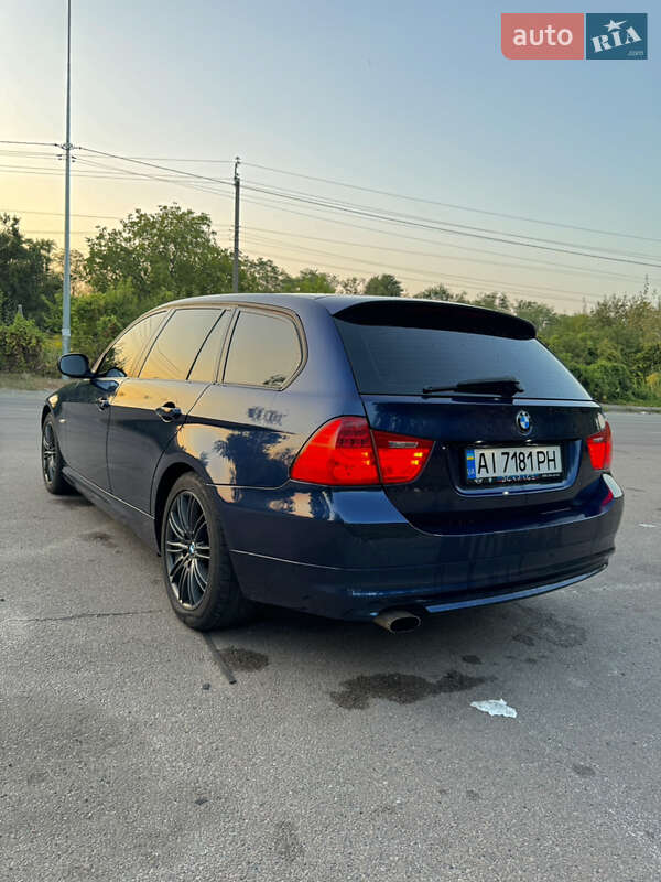 Универсал BMW 3 Series 2011 в Вышгороде