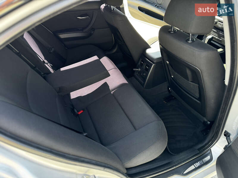 Седан BMW 3 Series 2009 в Житомире фото 34 Седан BMW 3 Series 2009 в Житомире
