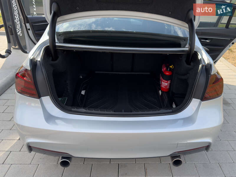 Седан BMW 3 Series 2013 в Івано-Франківську