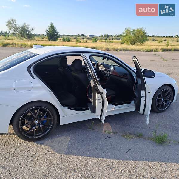 Седан BMW 3 Series 2013 в Светловодске