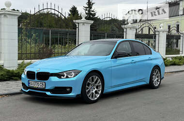 Седан BMW 3 Series 2013 в Виннице