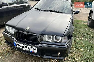 Седан BMW 3 Series 1995 в Одессе