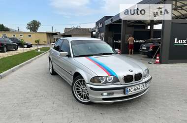 Седан BMW 3 Series 2001 в Шумську