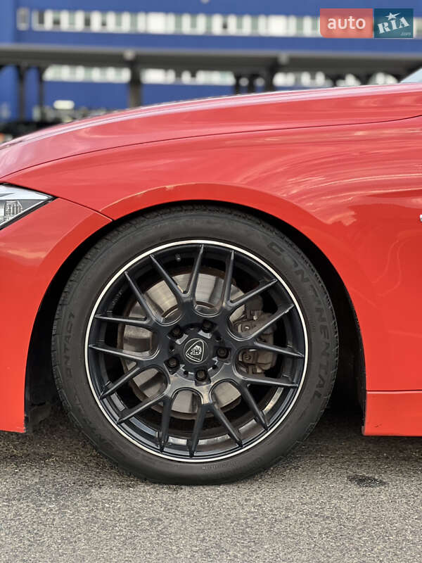 Седан BMW 3 Series 2013 в Киеве