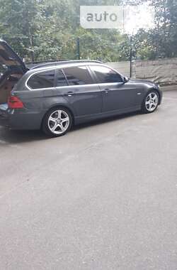 Универсал BMW 3 Series 2006 в Киеве