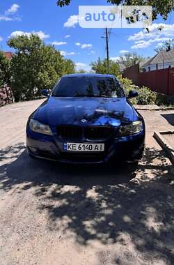 Седан BMW 3 Series 2010 в Дніпрі