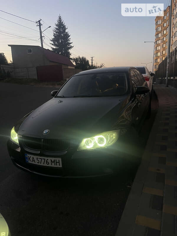 Седан BMW 3 Series 2007 в Києві