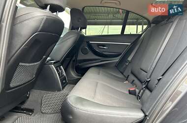 Седан BMW 3 Series 2017 в 