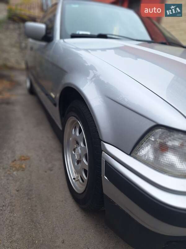 Купе BMW 3 Series 1999 в Тернополе