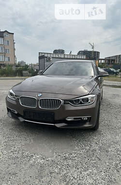 Седан BMW 3 Series 2013 в Ужгороді