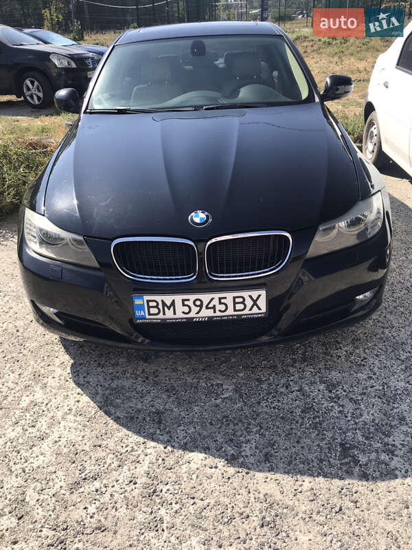 Седан BMW 3 Series 2011 в Сумах