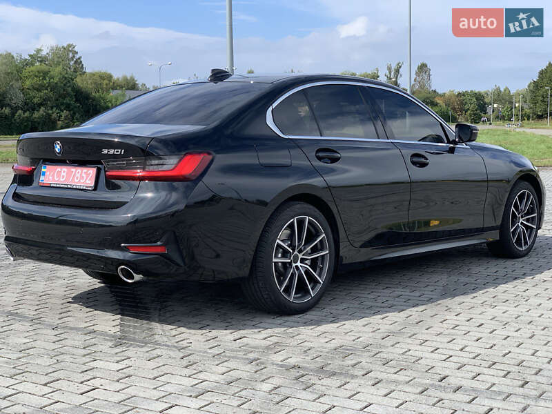 Седан BMW 3 Series 2019 в Львові