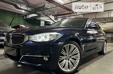 Седан BMW 3 Series 2015 в Киеве