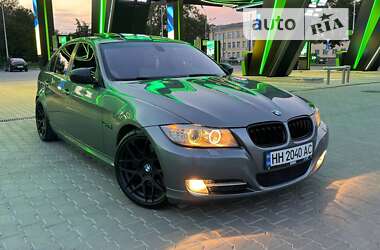 Седан BMW 3 Series 2011 в Одессе