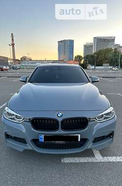 Седан BMW 3 Series 2016 в Киеве