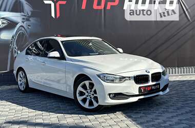 Седан BMW 3 Series 2015 в Львові