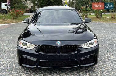 Седан BMW 3 Series 2014 в Староконстантинове