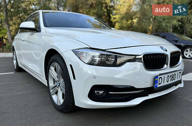 Седан BMW 3 Series 2017 в Киеве
