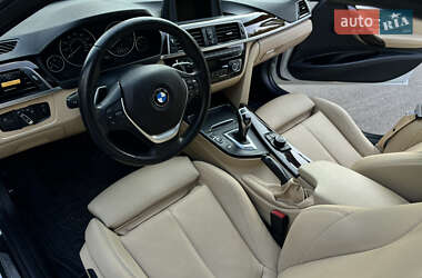 Седан BMW 3 Series 2017 в Киеве