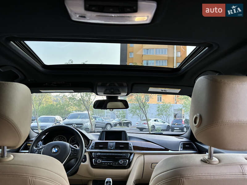 Седан BMW 3 Series 2017 в Киеве