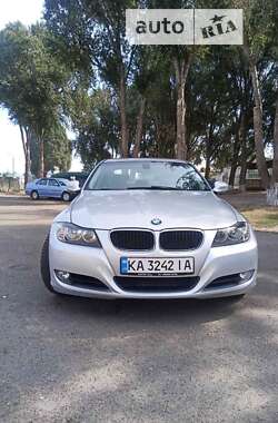 Седан BMW 3 Series 2010 в Конотопі