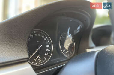 Универсал BMW 3 Series 2009 в 