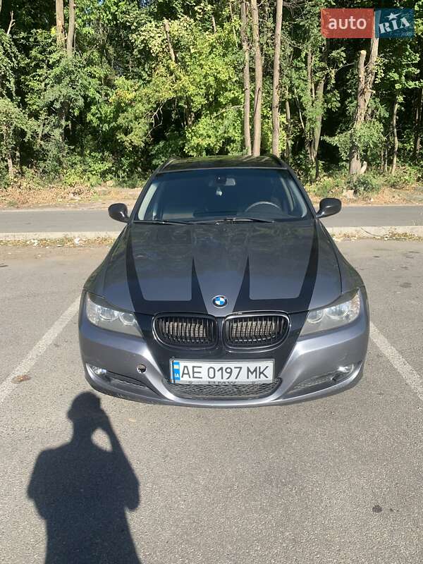 Универсал BMW 3 Series 2010 в Днепре