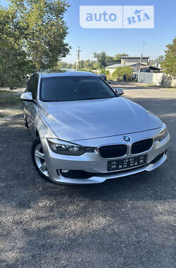 Седан BMW 3 Series 2015 в Днепре