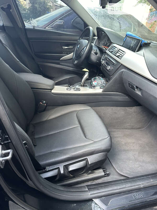 Седан BMW 3 Series 2013 в Одесі