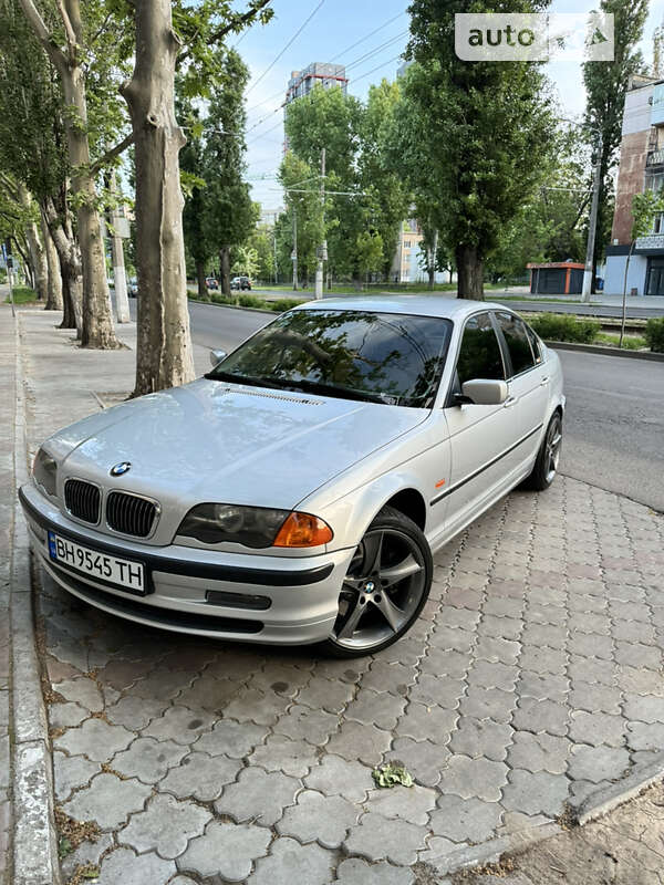 BMW 3 Series 2000